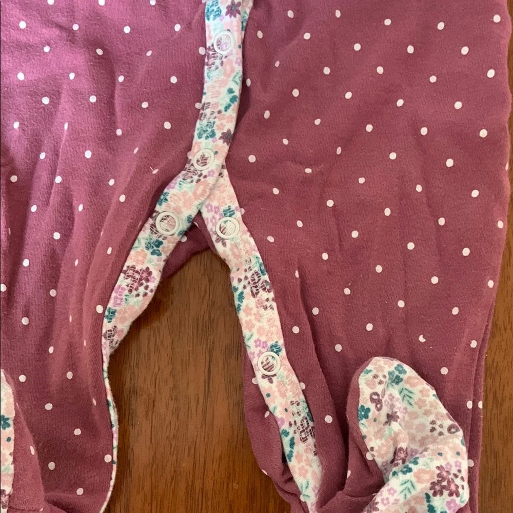🍊5/$25 Carters Purple and White Footies One Piece size 6m - Picture 3 of 6